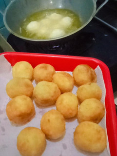 Foto resep Ondol² singkong isi gula merah
