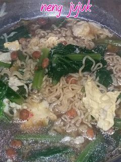 Foto resep Mie Instan Bakso Sawi Telur