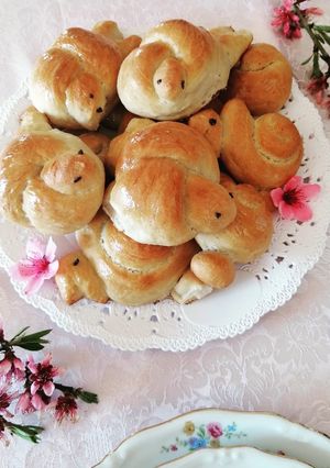 Foto di Colombe pasquali di pan brioche
