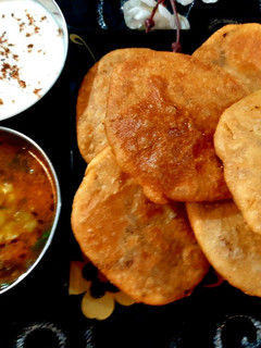 सत्तू की कचौड़ी (sattu ki kachori recipe in Hindi) रेसिपी मुख्य फोटो