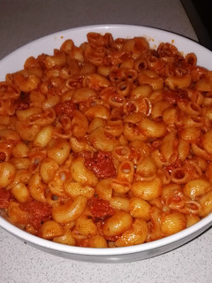 Una foto de Macarrones a la española