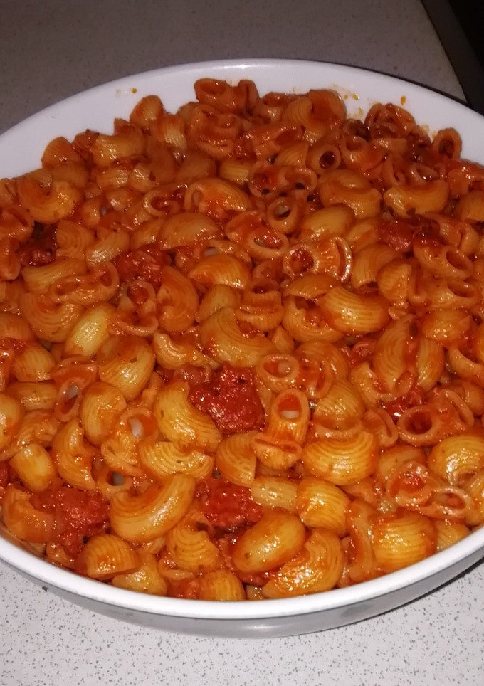Una foto de Macarrones a la española