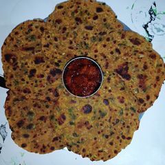 A picture of Multi Grain Flour Fresh Fenugreek Thepla.
