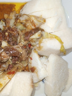 A picture of Yam & vegetables with chicken soup.