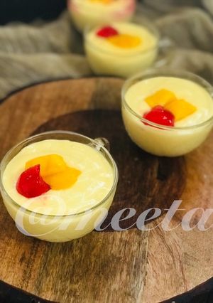 A picture of Mango Mousse eggless.