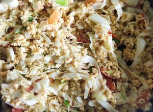 Hình của món Bắp cải xào cà chua + trứng.