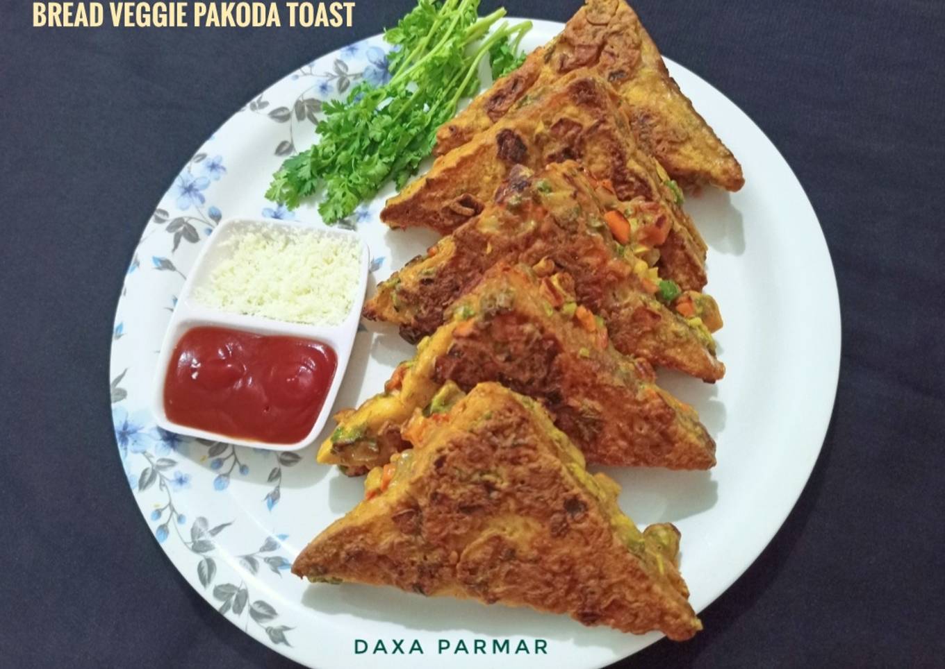 Bread Veggie Pakoda Toast