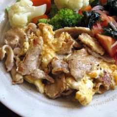 A picture of Pork & Egg.