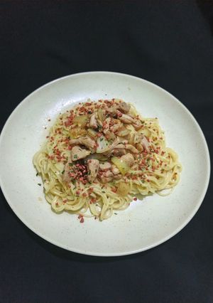 Foto resep Spaghetti Wow Carbonara Topping Ayam Bombay