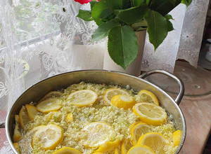 Bevált bodzaszörp recept recept fotója