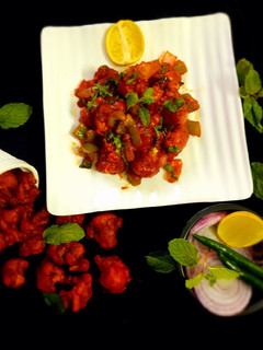 சில்லி கோபி ட்ரை (chilly gobi dry recipe in tamil)) செய்முறை முக்கிய புகைப்படம்
