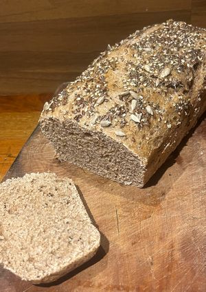 Una foto de 🍞 Pan Lactal Integral Multisemillas con una miga increíble