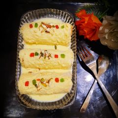 A picture of Bread Rasmalai Roll.