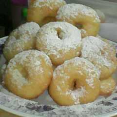 รูปของ Donat Tape Empuk 1 Telur