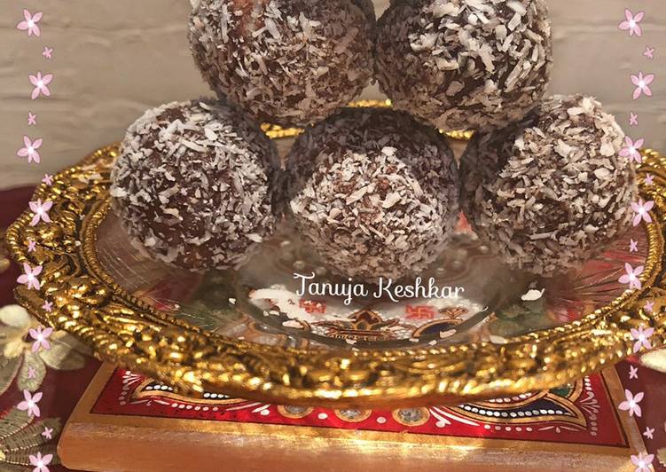 Chocolate coconut laddu