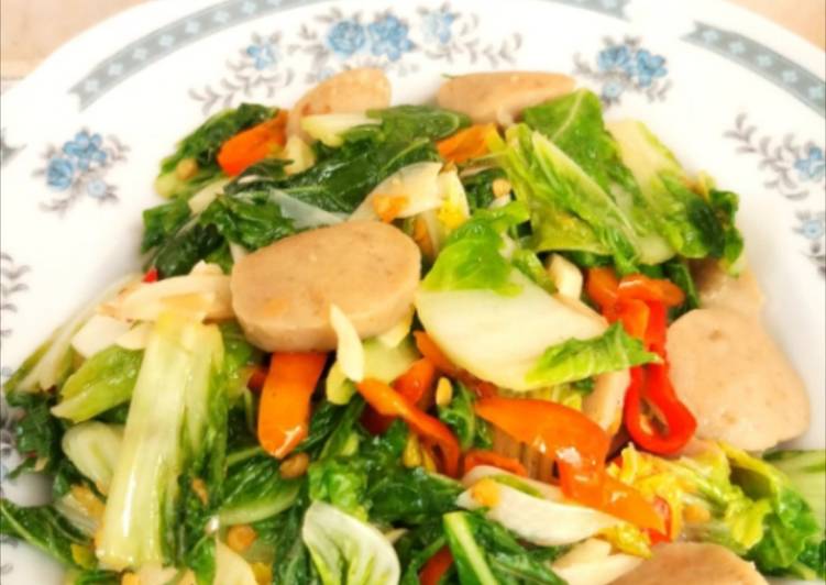 Resep: Tumis sawi putih dan bakso Enak