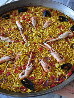 Una foto de Fideuá de marisco