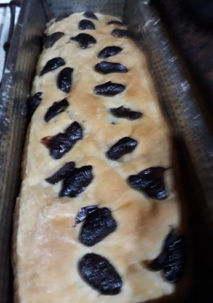Una foto de Pan de aceitunas negras