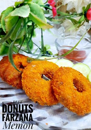 A picture of Beef donuts.