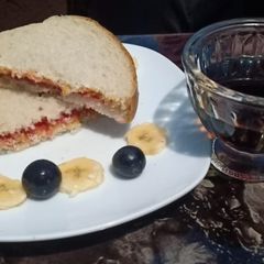 A picture of Traditional PB and J #noheatsnacks #photographychallenge.