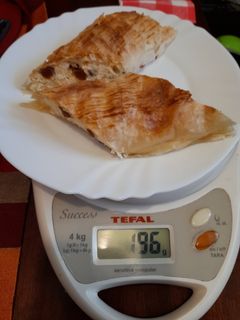 Túrós rétes bolti rétes lapból recept fotója