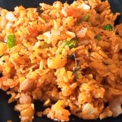 A picture of Kanda Poha.