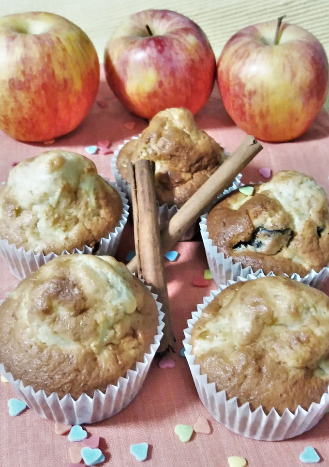 Una foto de Muffins de manzanas y pasas🍎