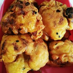 A picture of Cauliflower pakode.