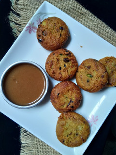 সুজির ঝাল বরা রেসিপির প্রধান ছবি