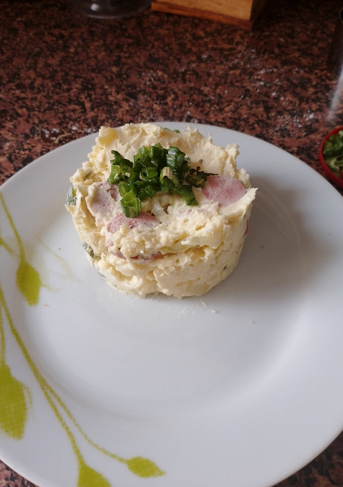 Una foto de Kartoffelsalat (Ensalada de Patatas Alemana)