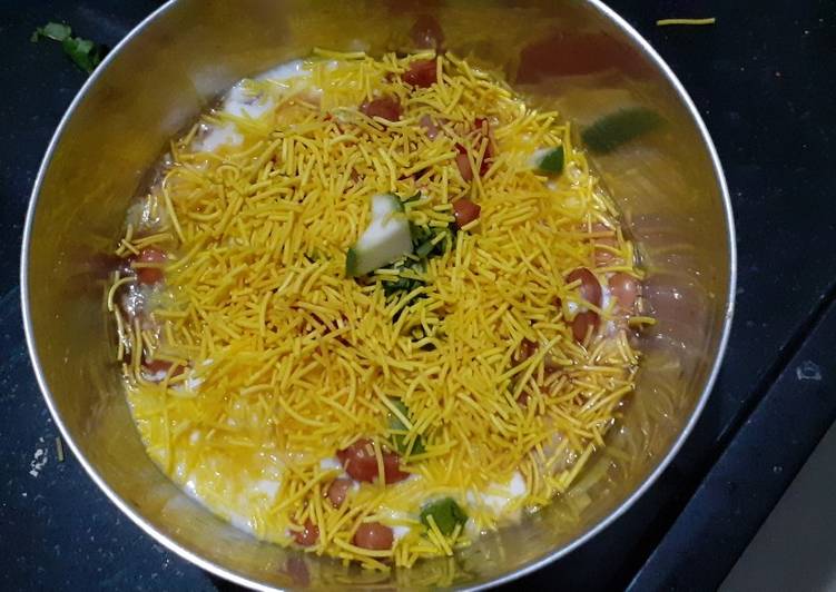 Simple Way to Prepare Quick Tikki chaat from left over lunch