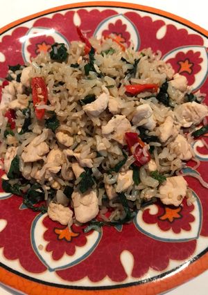 รูปของ ข้าวผัดกะเพราไก่คีโต
