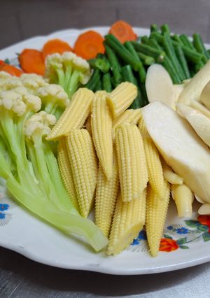 〔在家也能做〕-繽紛燙青菜 的食譜成品照片