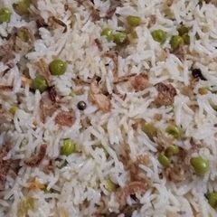 A picture of Matar Pulao.