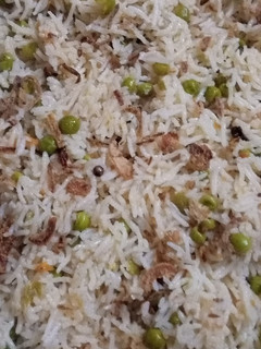 A picture of Matar Pulao.