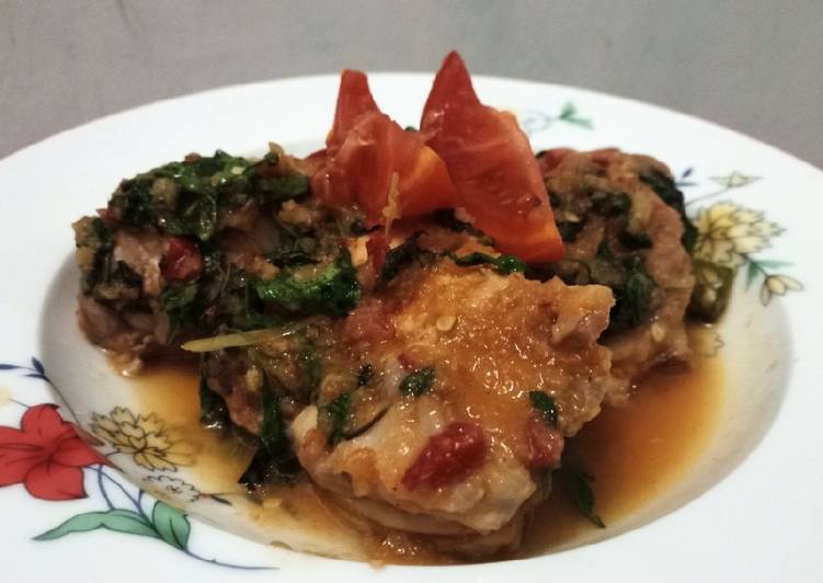 Resep Ayam Kemangi Sederhana 🐓 oleh Edward & Rizka's