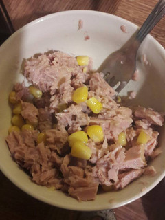 A picture of Tuna salad.
