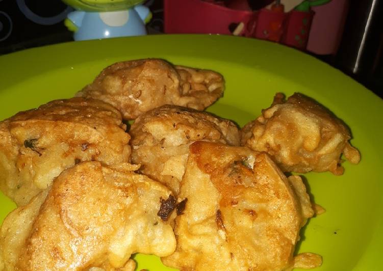 Tahu isi pedas