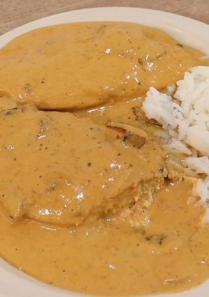 Una foto de Tortitas de pollo en crema de chipotle