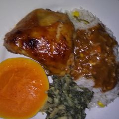 A picture of Tomato and Mayonnaise chicken baked.