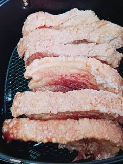 รูปของ หมูกรอบความอ้วนน้อย