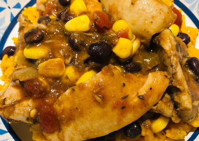 Step-by-Step Guide to Make Super Quick Homemade Crockpot Southwest
Chicken 🐔