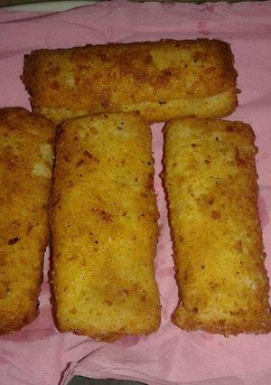 A picture of Cheese chicken bread roll #iftarispecial #cookpad with huma.