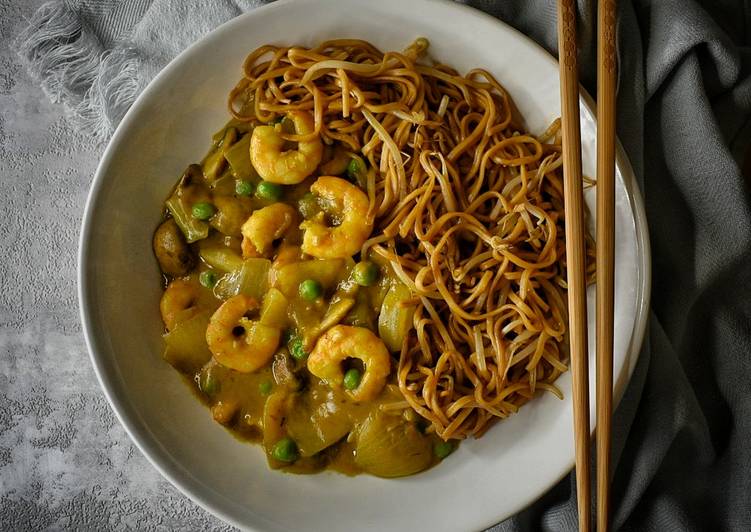 Dinner Ideas for Every Craving King Prawn Curry (Chinese Takeaway Style)