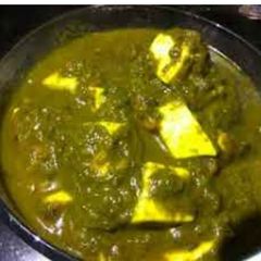 A picture of Palak Paneer.