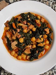 Una foto de Garbanzos guisados