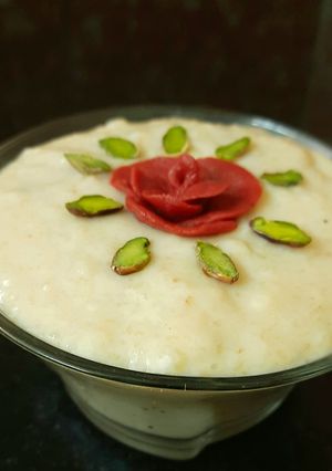 A picture of Pistachio Phirni.