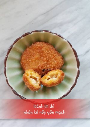 Hình của món Bánh Bí đỏ nhân hạt kê yến mạch cho bé.