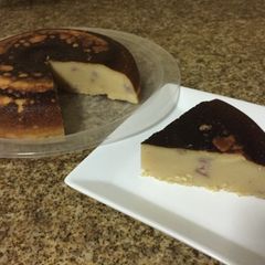 A picture of Yoghurt Cheese Cake, made with rice cooker.