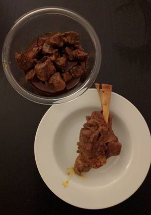 A picture of Klaya (Tunisian braised meat).